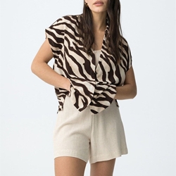 Blusa estampado cebra manga corta, Berto - Imagen 1