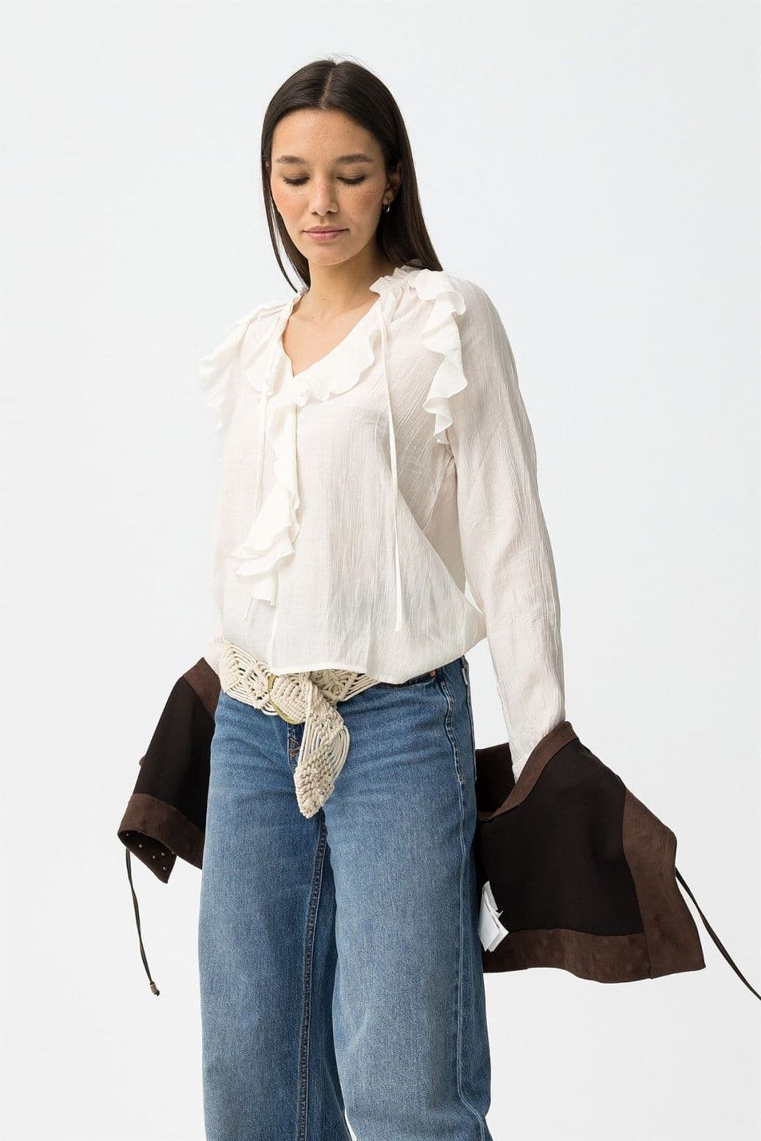 Blusa volantes blanca, Braga - Imagen 2