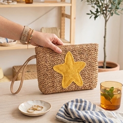 Bolso sobre/ Neceser estrella amarilla - Imagen 1