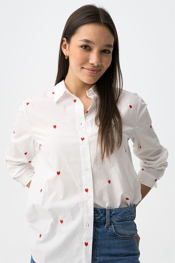 Camisa blanca bordado corazones, Valentina - Imagen 1