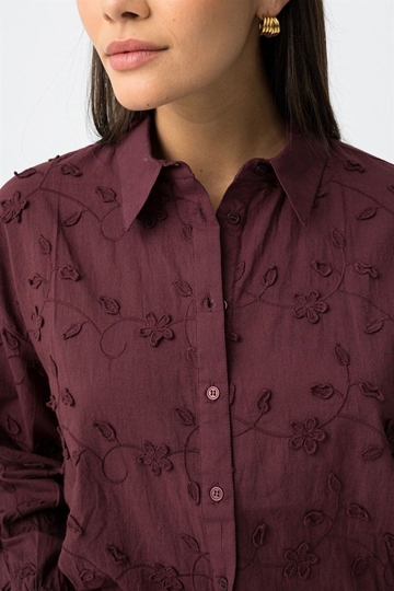 Camisa bordada, Bookly - Imagen 2
