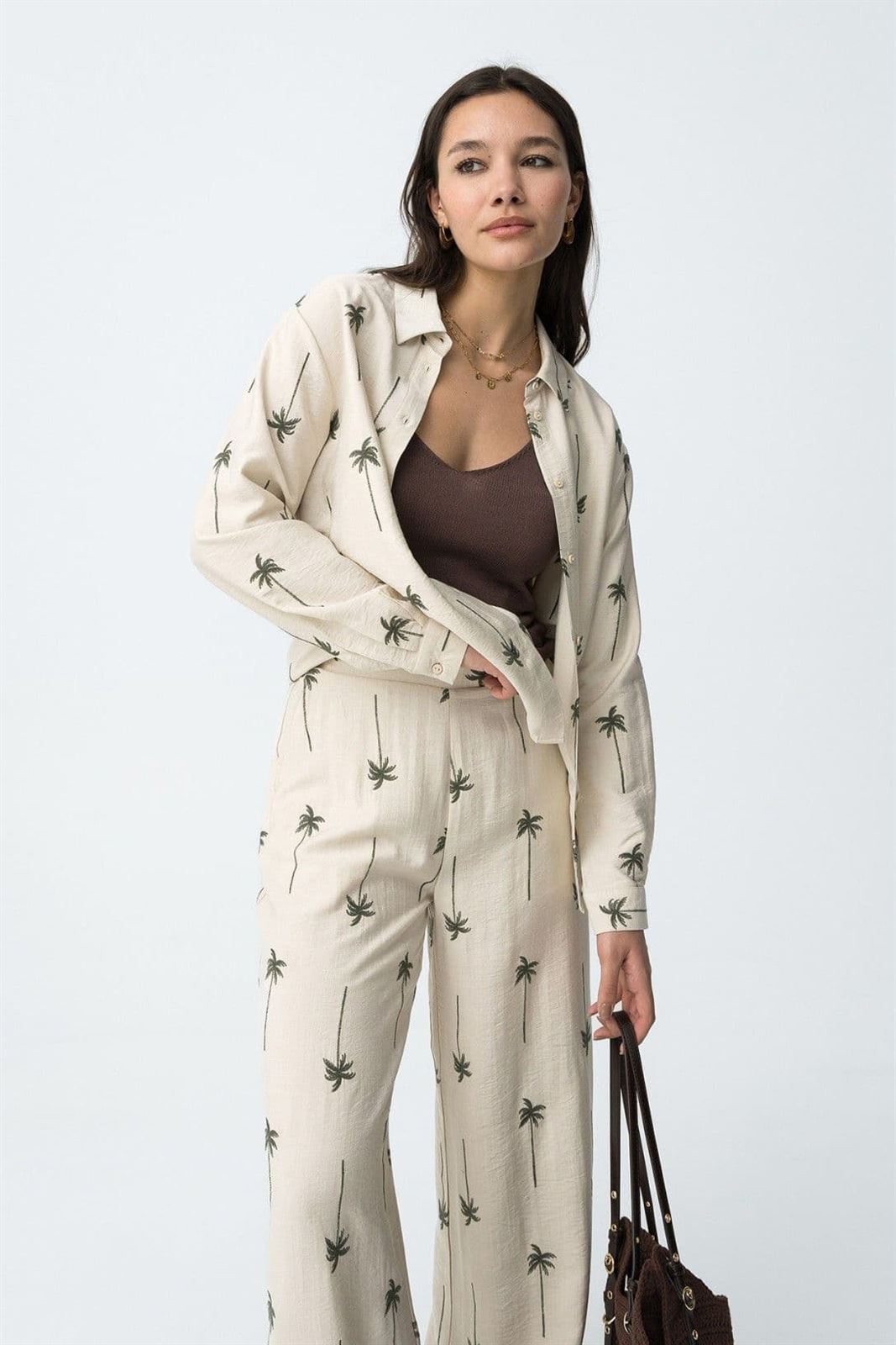 Camisa bordado palmeras, Palmeiras - Imagen 3