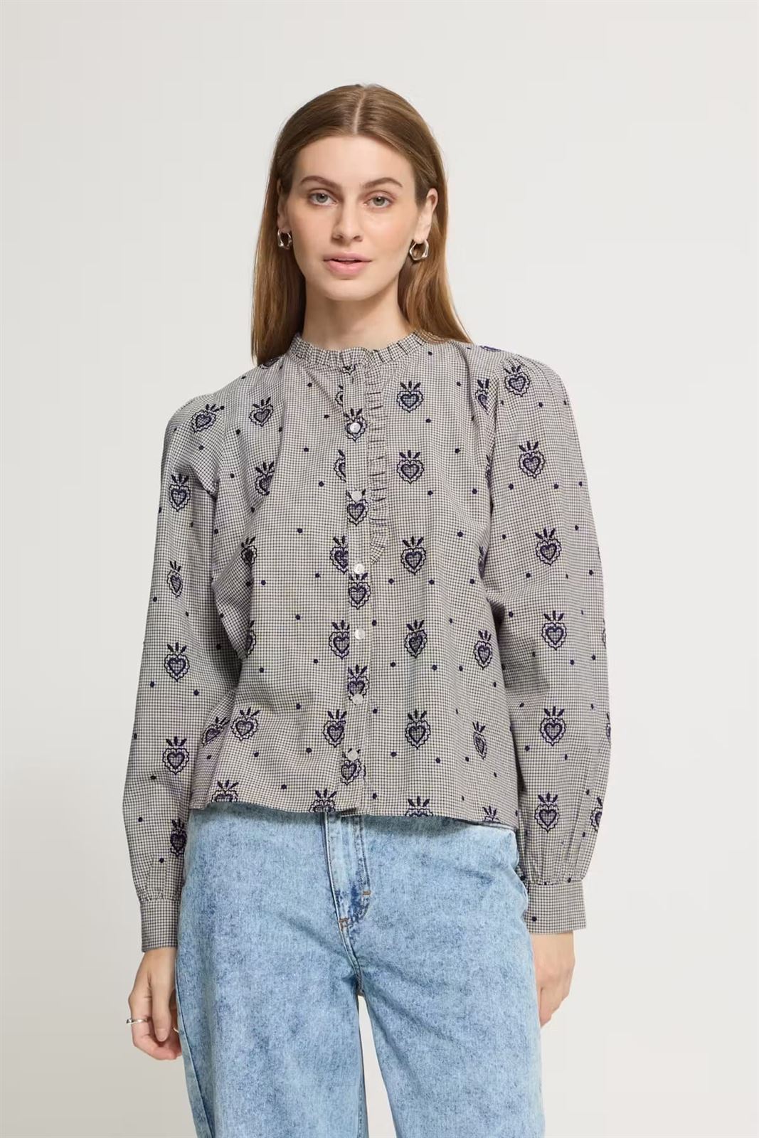 Camisa Eloza de cuadros vichy con corazones bordados Ichi - crudo y azul marino - Imagen 1