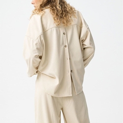 Camisa oversize beige, Cardado - Imagen 2