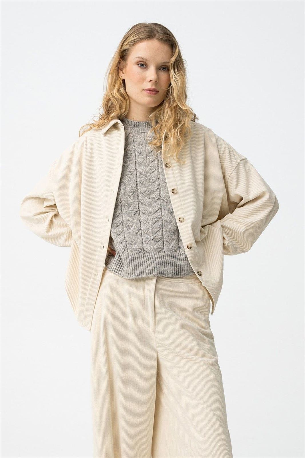 Camisa oversize beige, Cardado - Imagen 3