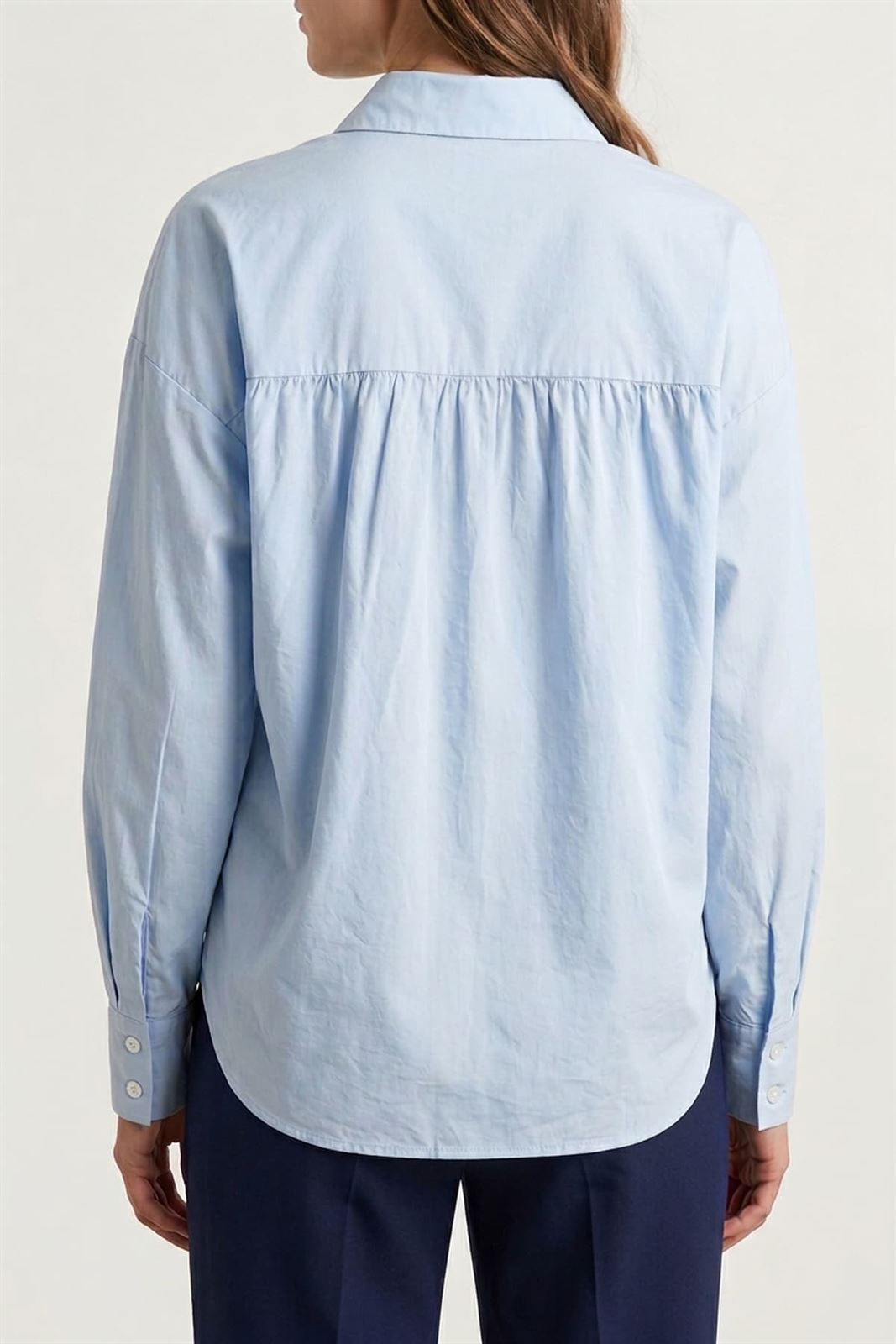 Camisa oversize con botones joya Ichi, Lisari- celeste - Imagen 2