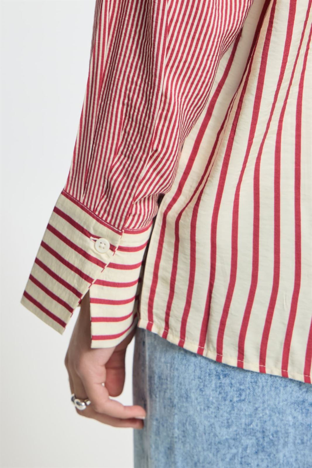 Camisa oversize de rayas, Louri, Ichi - rojo y crudo - Imagen 5