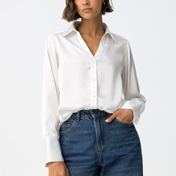 Camisa satinada blanca, Capricho - Imagen 2