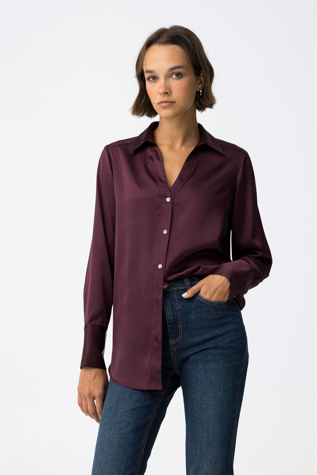 Camisa satinada burdeos, Capricho - Imagen 2