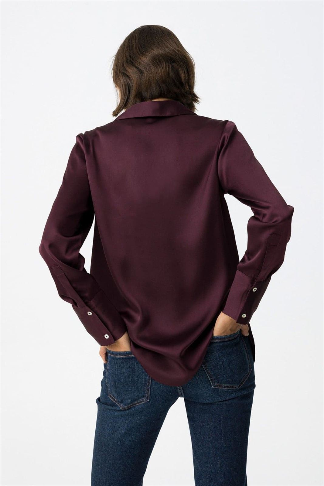 Camisa satinada burdeos, Capricho - Imagen 4