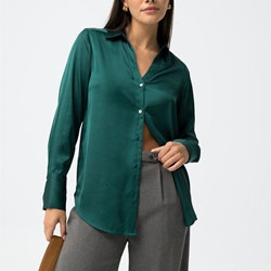 Camisa satinada verde, Capricho - Imagen 1