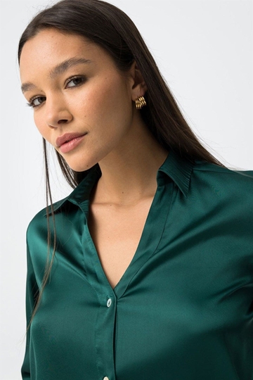 Camisa satinada verde, Capricho - Imagen 2