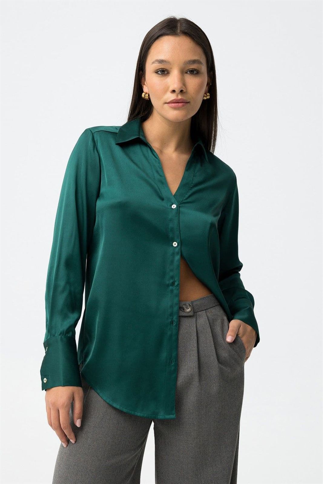 Camisa satinada verde, Capricho - Imagen 3
