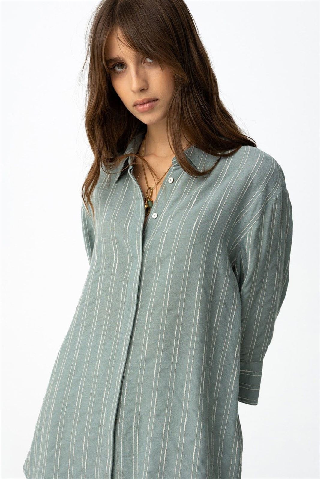 Camisa verde rayas oversize, Joca - Imagen 4