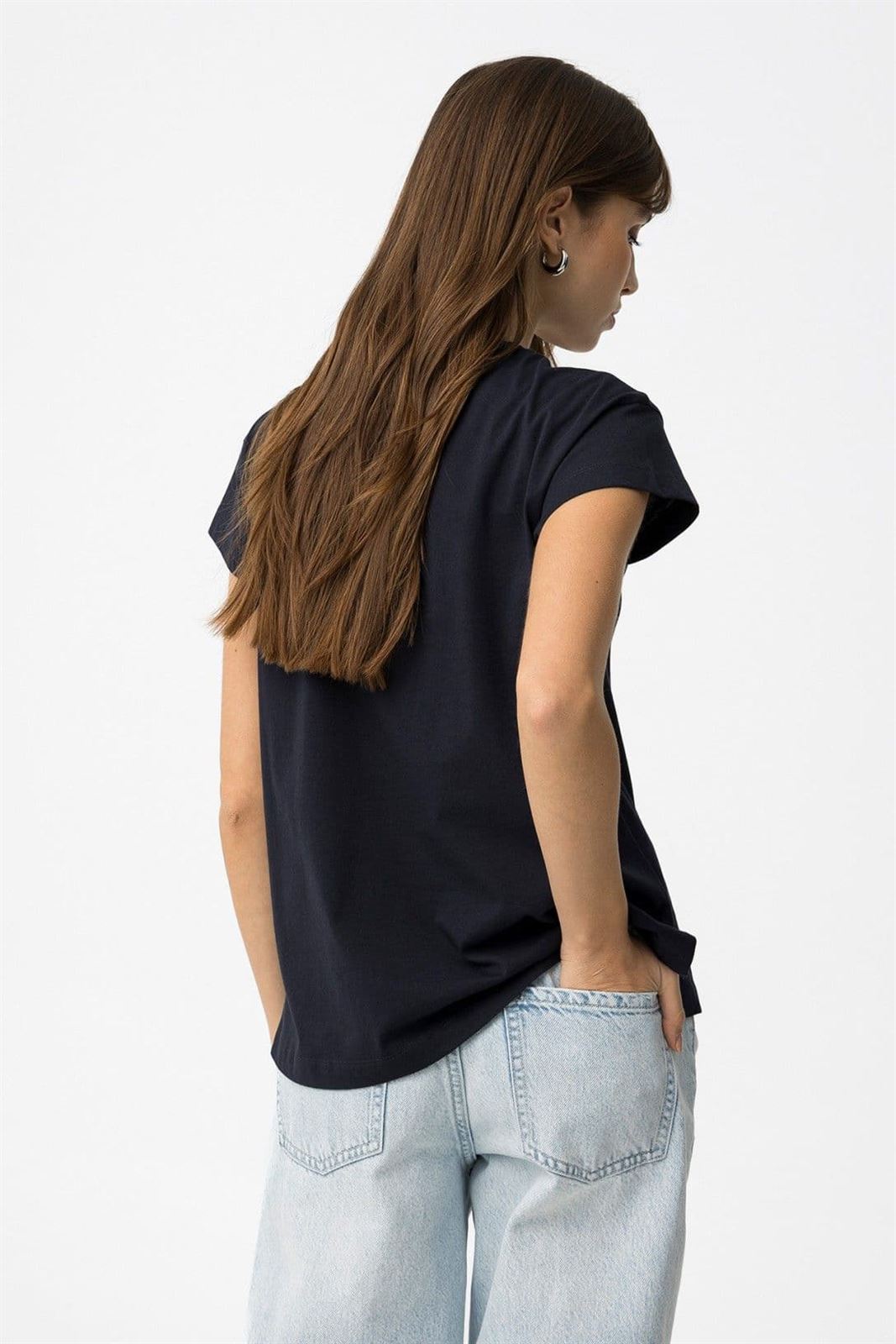 Camiseta azul marino "serendipity" bordado, Hillary - Imagen 5