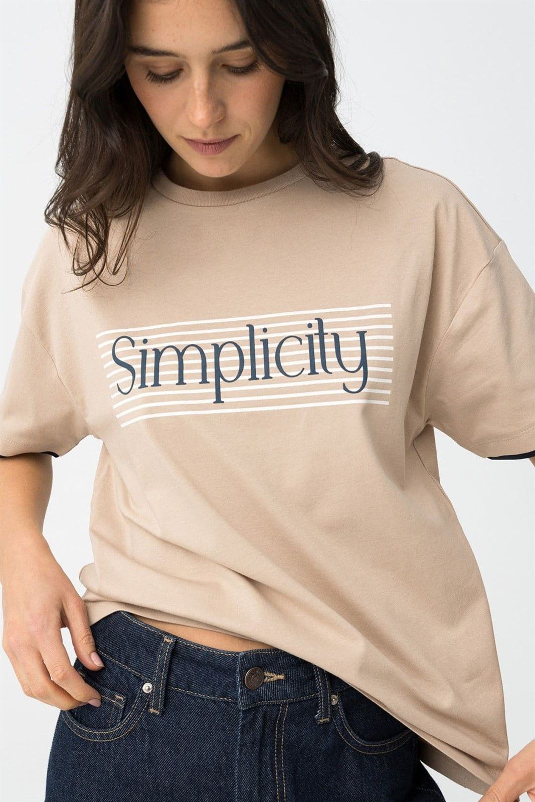 Camiseta beige "simplicity", Milos - Imagen 1