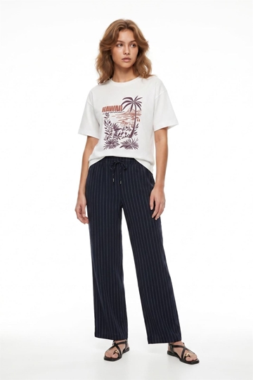 Camiseta blanca hawai, Rosalia - Imagen 2