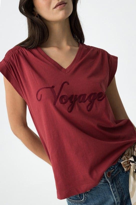 Camiseta bordada y frunce granate, Cammie - Imagen 3