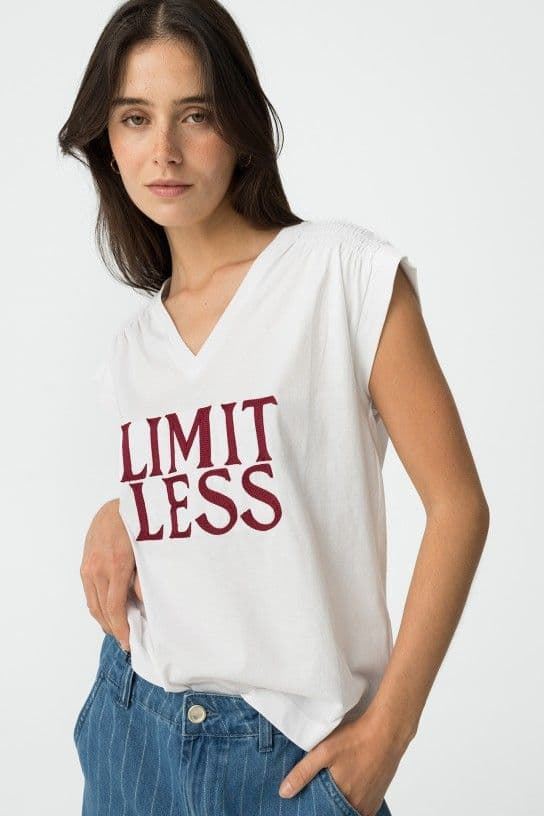 Camiseta bordado granate y frunce, Cammie - Imagen 2