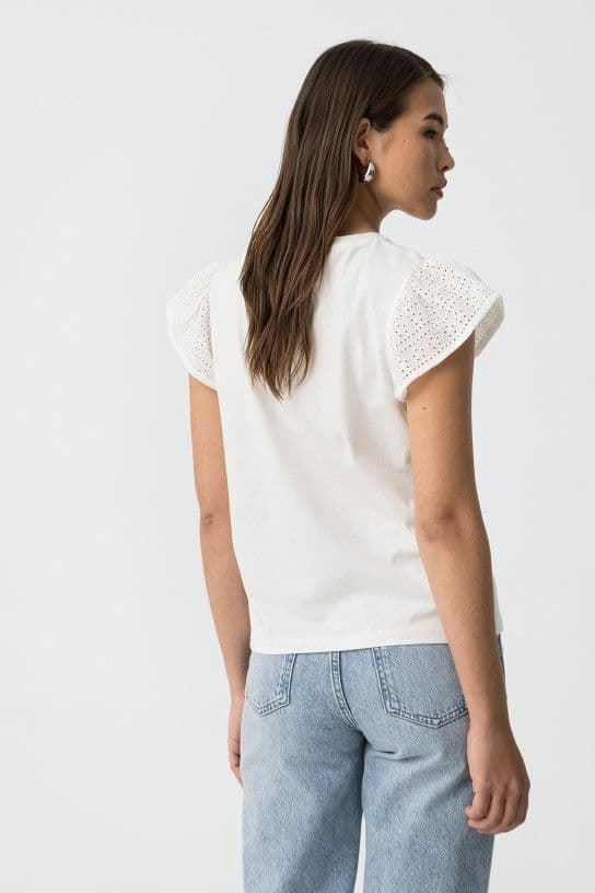 Camiseta de algodón blanca con detalles de volantes, Graciosa - Imagen 5