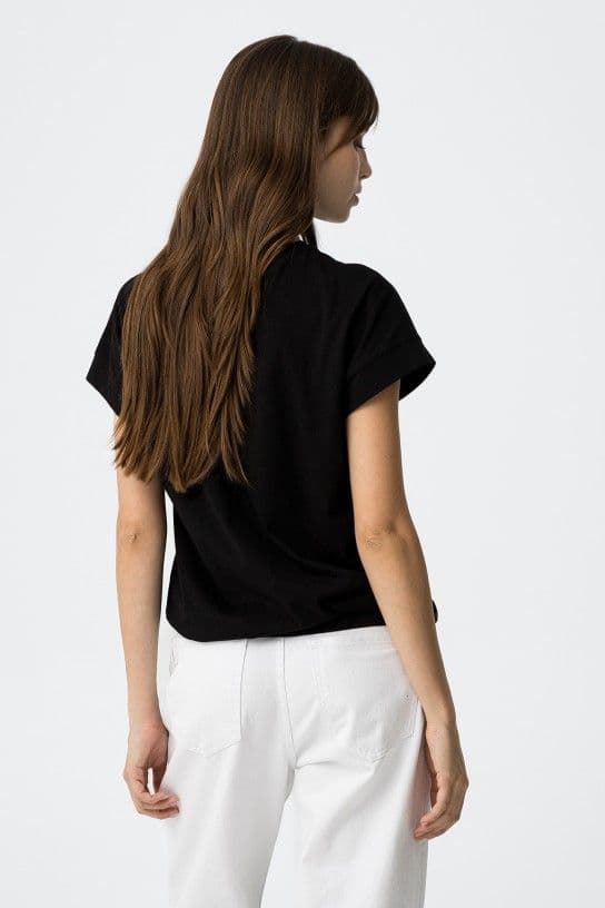 Camiseta negra Estampado Frontal Metálico, Kika - Imagen 3