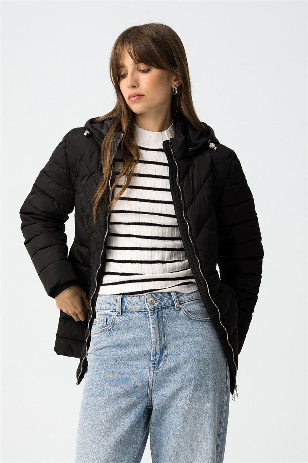 Cazadora acolchada negra, Pennye - Imagen 3