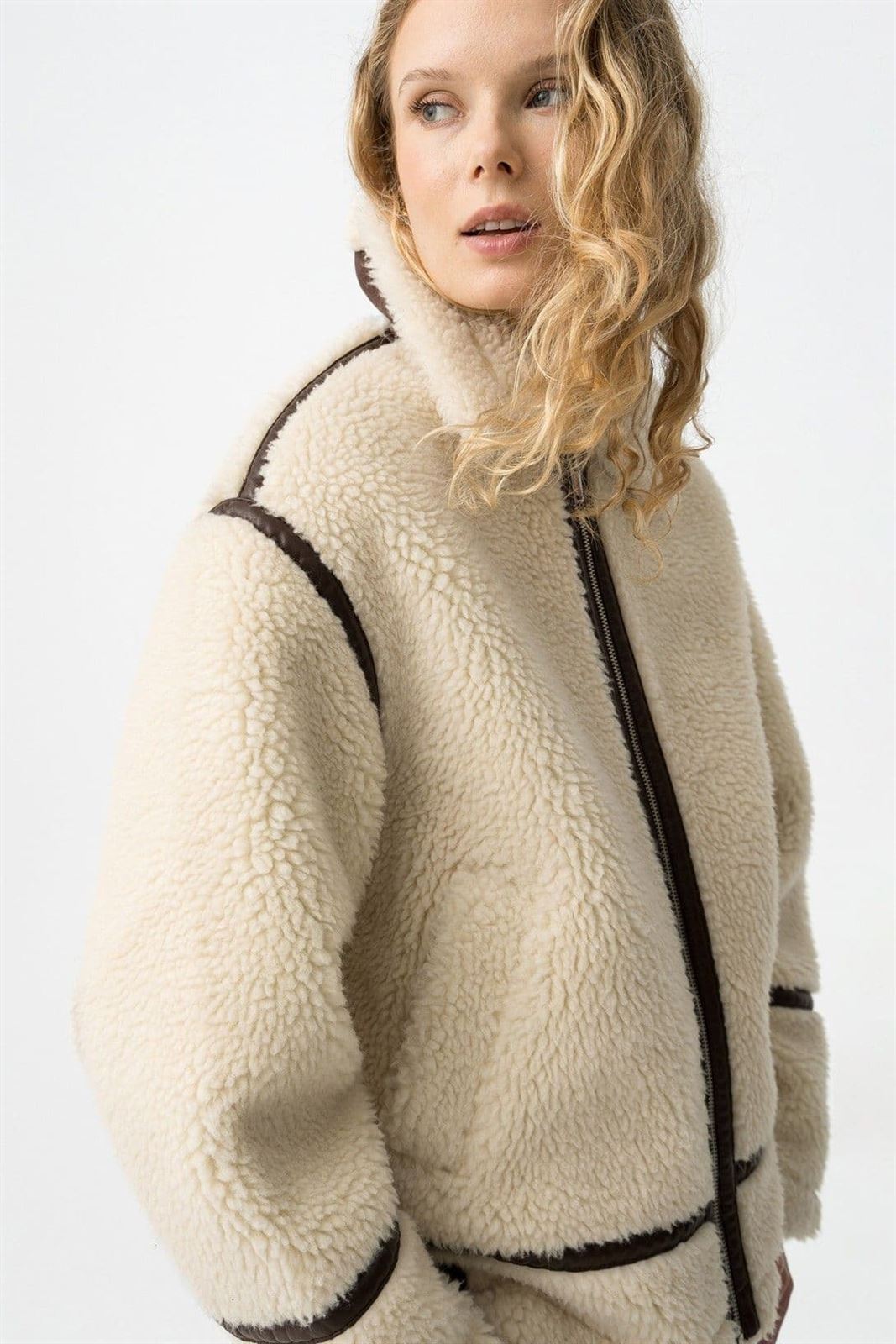 Cazadora Borriguillo, Bong - Imagen 4