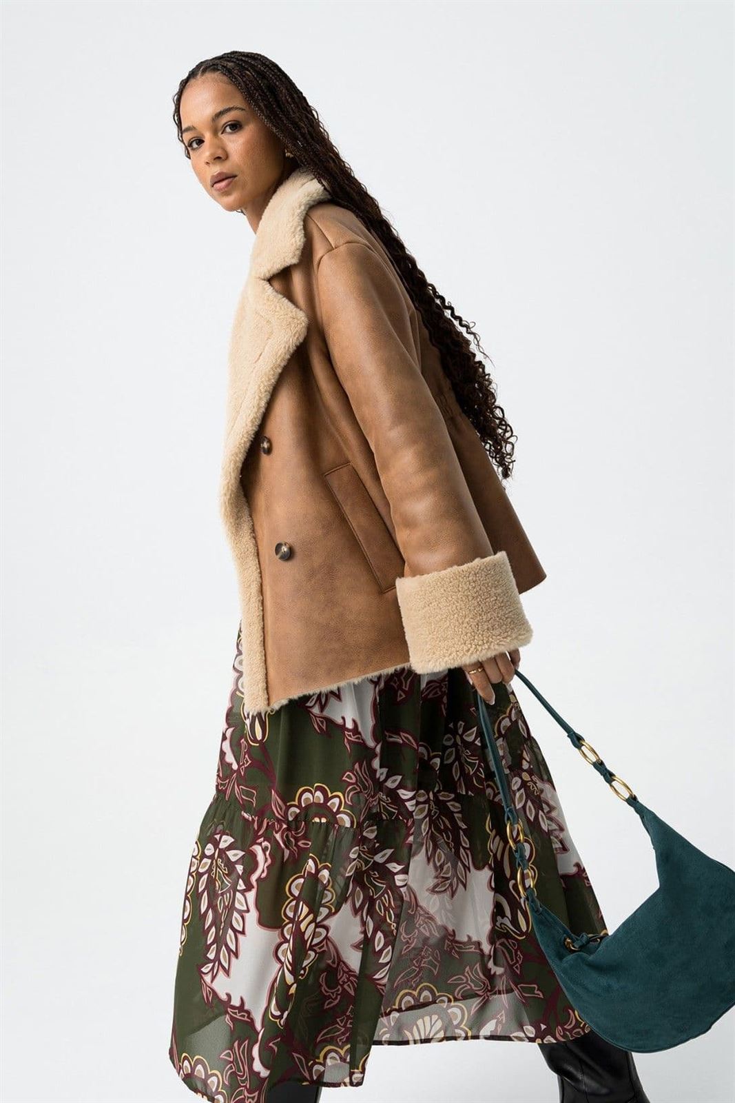 Chaqueta camel relajada, Casay - Imagen 2