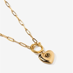 Collar dorado con corazón - Imagen 2