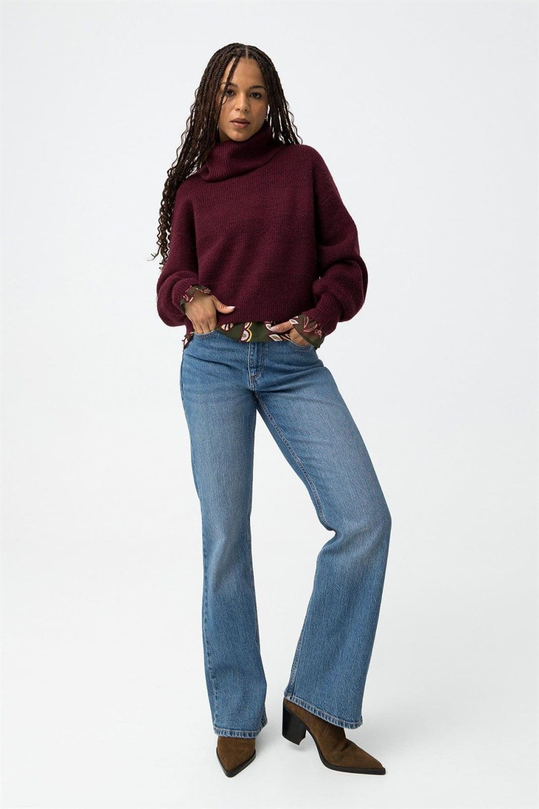 Jersey de punto burdeos cuello subido, Kinitty - Imagen 5