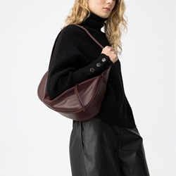 Jersey de punto negro, Lemuria - Imagen 1