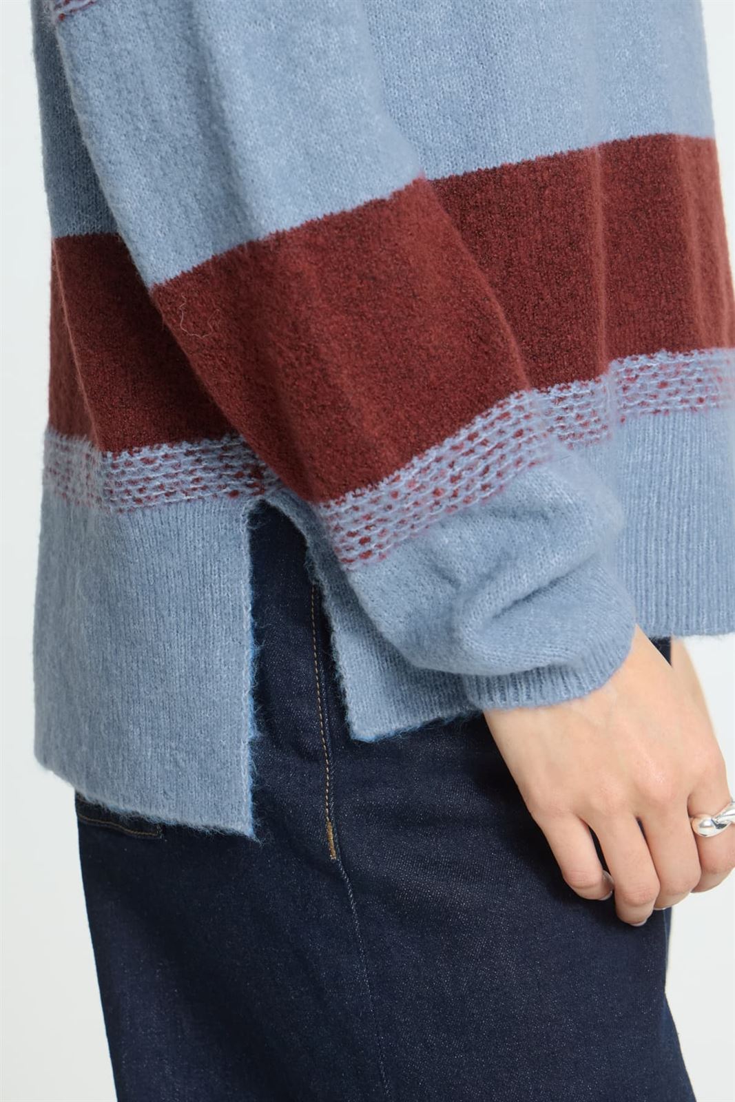 Jersey Edeen de cuello alto con rayas anchas Ichi - burdeos y azul celeste - Imagen 5