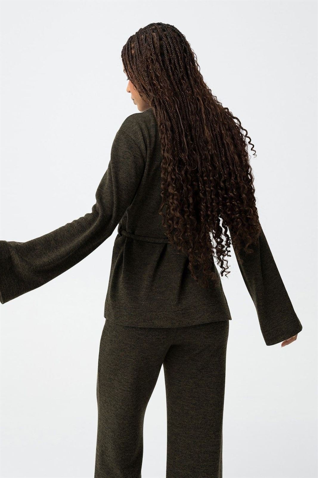 Jersey escote en v verde, Aria - Imagen 4