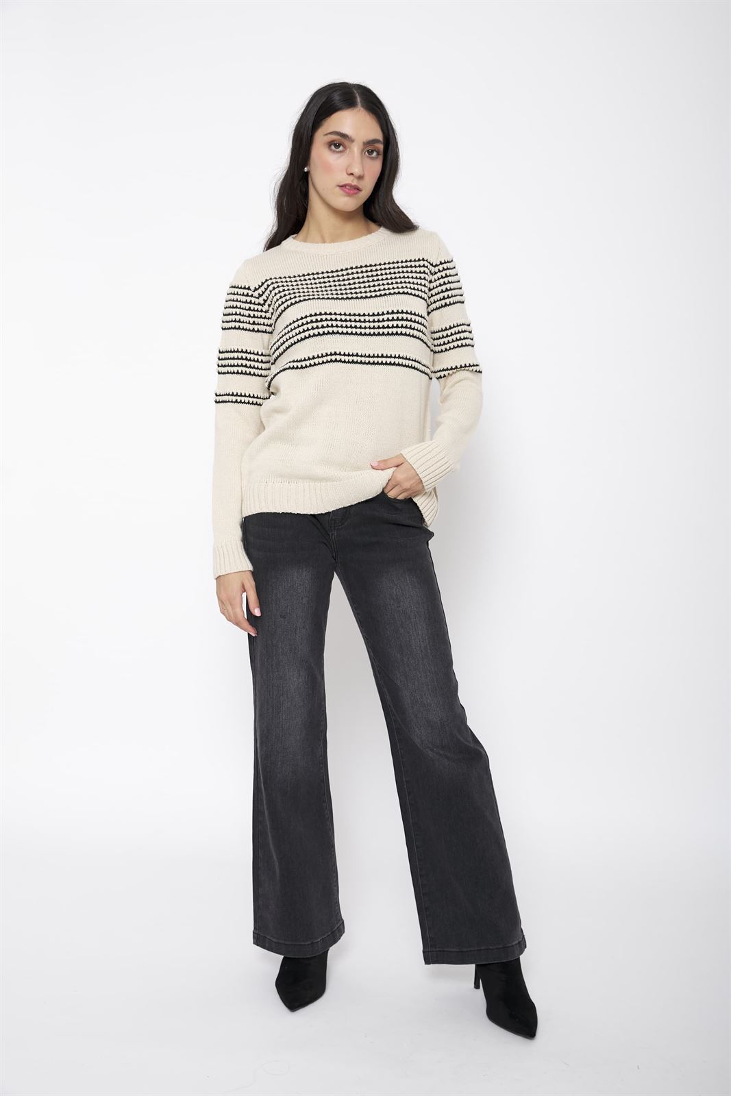 Jersey Llanes de punto jacquard Lylu - crudo y negro - Imagen 3