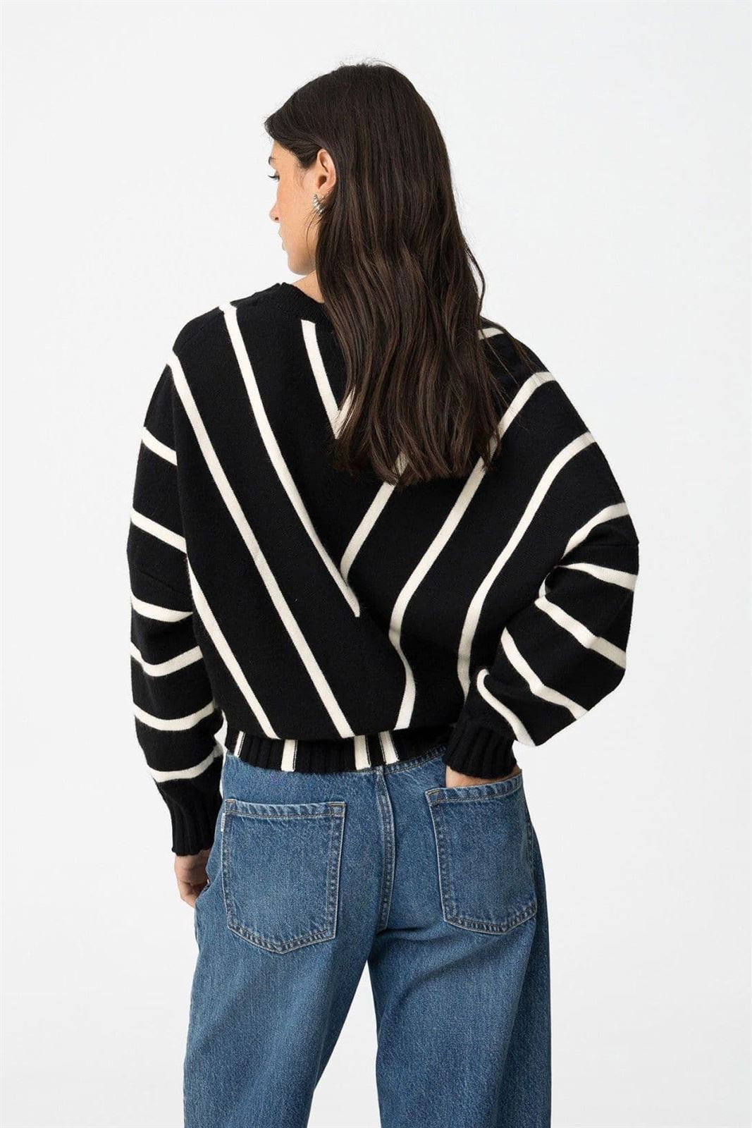 Jersey Oversized con Escote en V, Espeio - Imagen 5