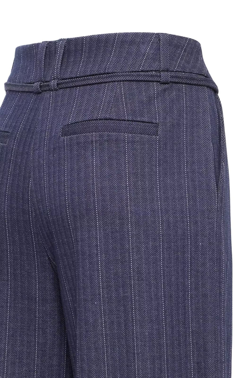 Pantalón Kate Pinelle de rayas diplomáticas y pierna ancha Ichi - azul marino - Imagen 4