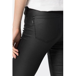 Pantalón Light Push-up_213 Skinny Tiro Medio Coated - Imagen 2