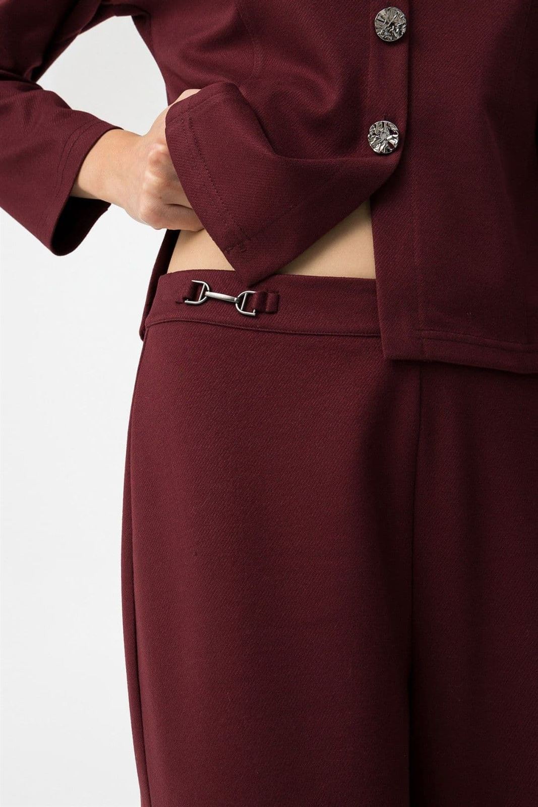 Pantalon recto color vino, Lotty - Imagen 2