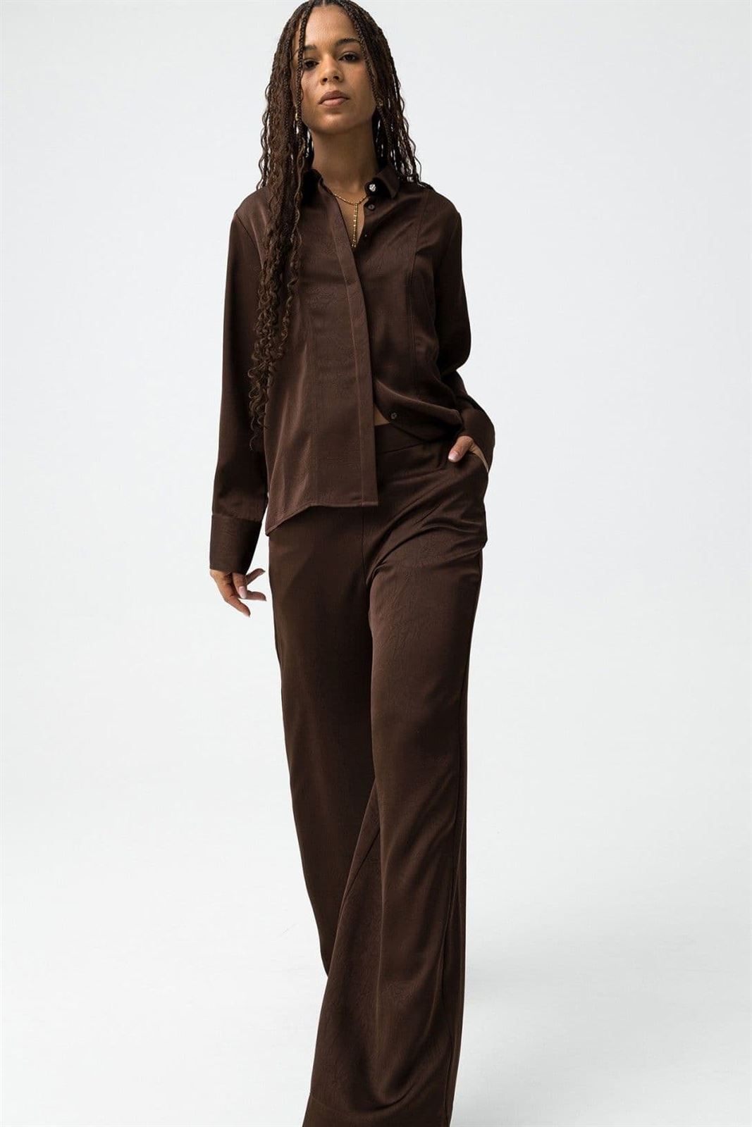 Pantalón textura marrón, Marilu - Imagen 4