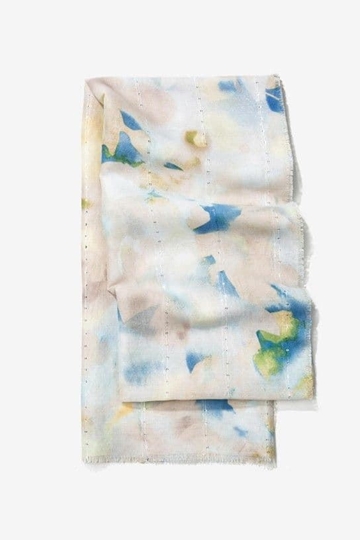 Pañuelo con Estampado Floral Brillante - Imagen 2