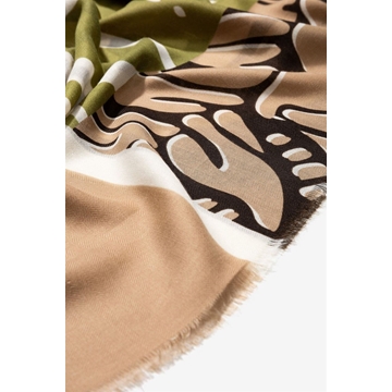 Pañuelo estampado camel y verde - Imagen 2
