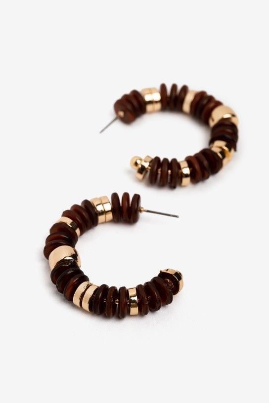 Pendiente aro cuentas dorado y marrón - Imagen 2