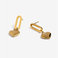 Pendientes dorados con corazones - Imagen 2