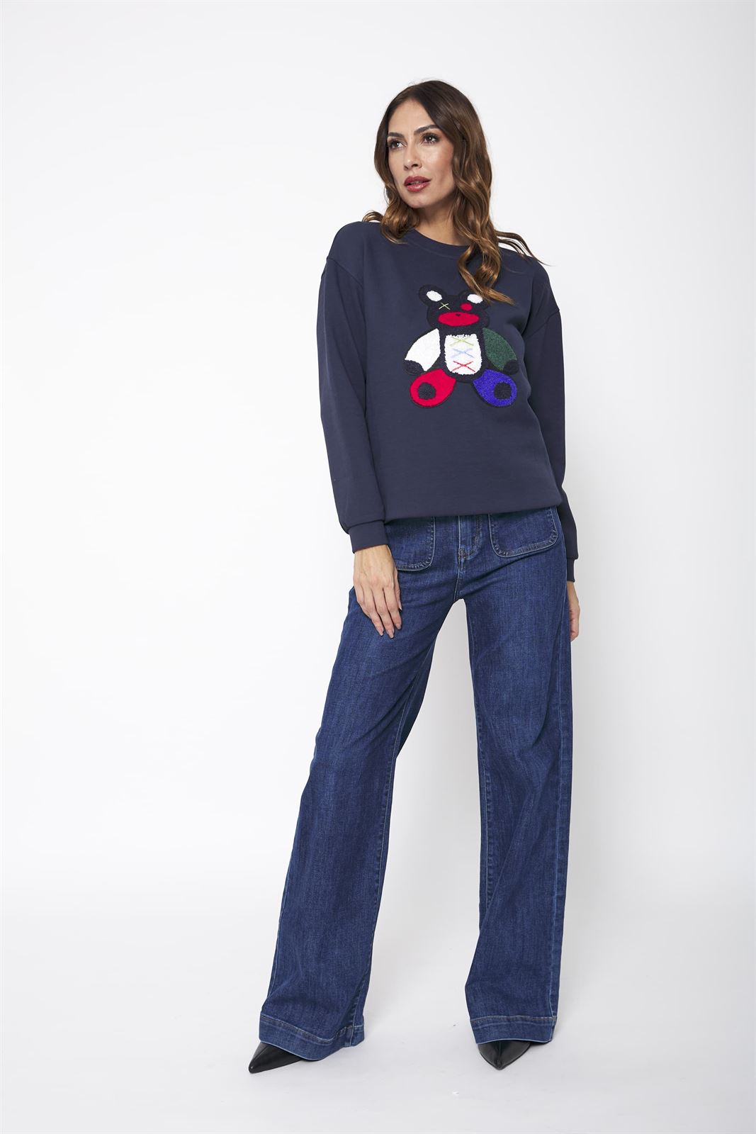 Sudadera Barcelona con oso bordado Lylu - azul marino - Imagen 2