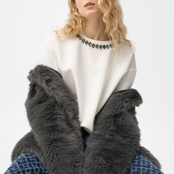 Sudadera blanca con apliques, Pipa - Imagen 1