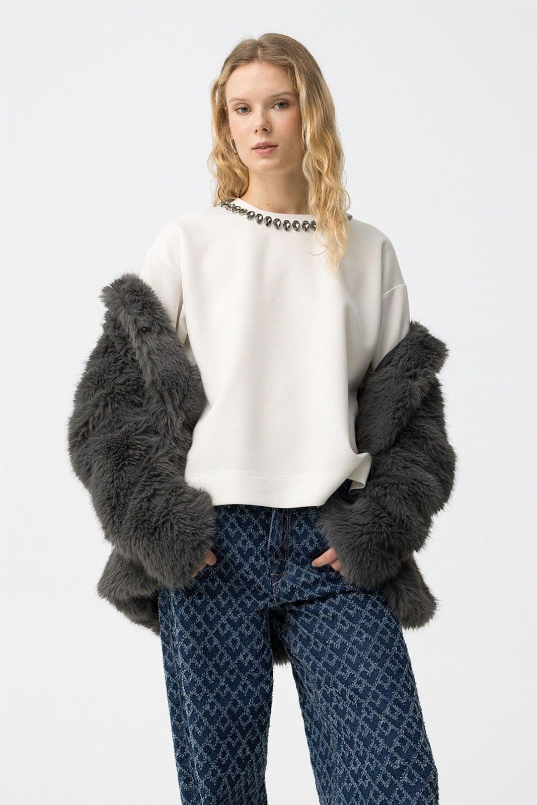 Sudadera blanca con apliques, Pipa - Imagen 3