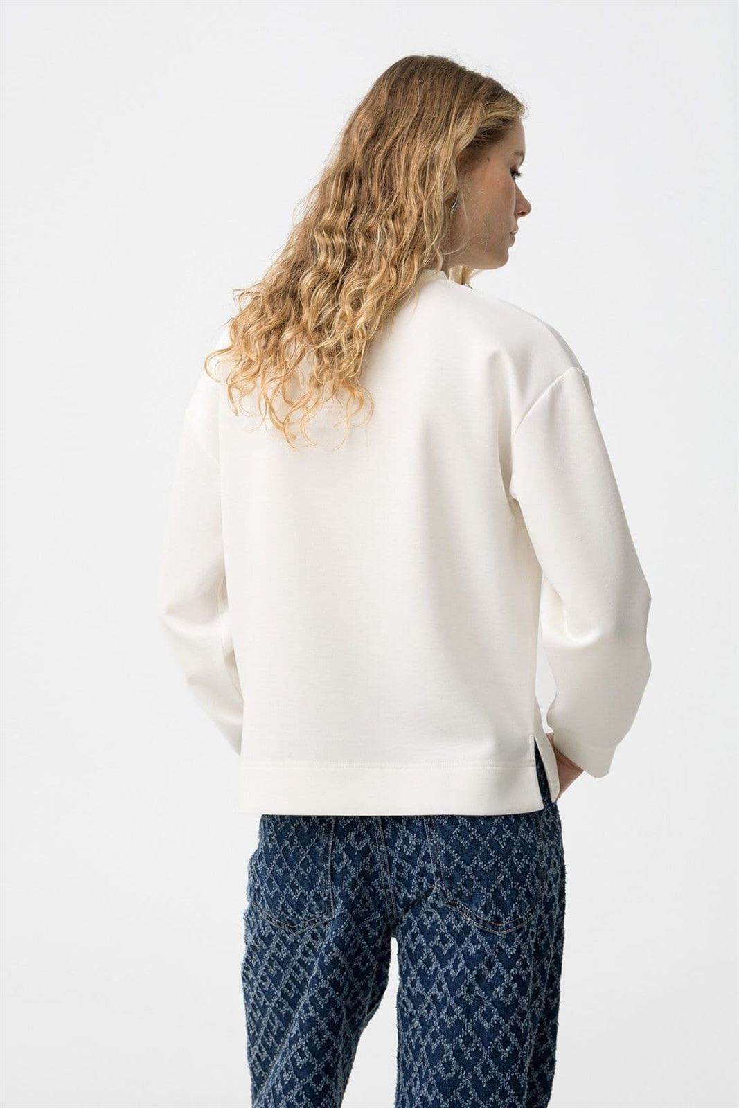 Sudadera blanca con apliques, Pipa - Imagen 5