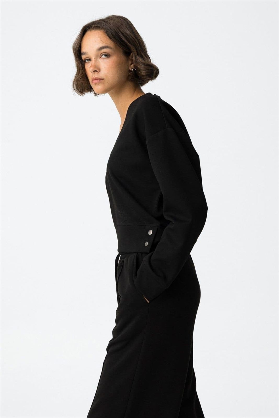 Sudadera negra con Botones Metálicos, Kenzina - Imagen 3