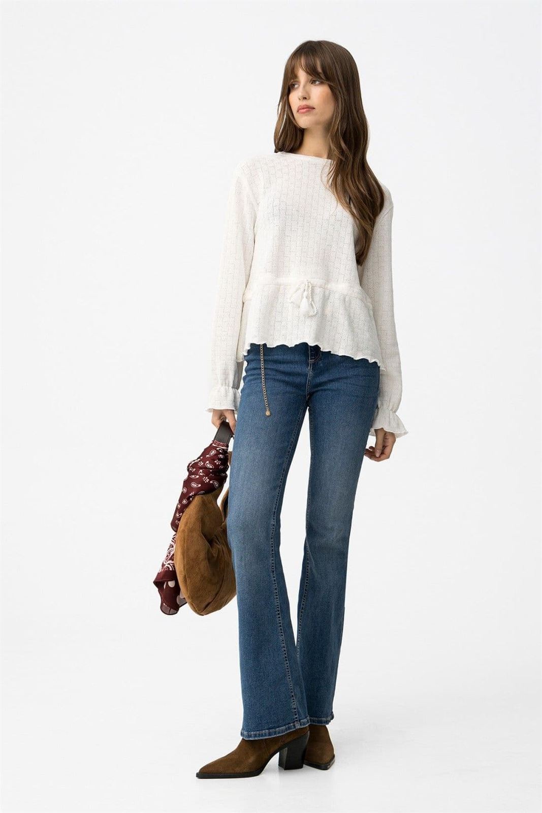 Vaqueros de corte flare cinturón incluido, Zoe_80 - Imagen 4