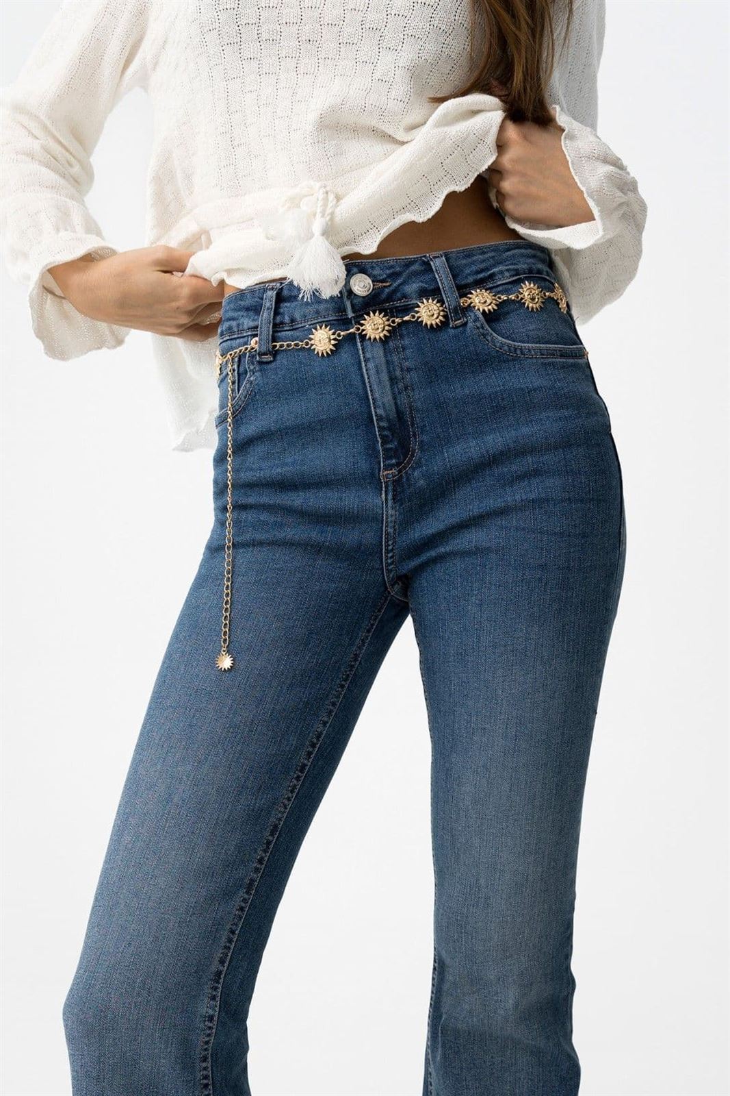 Vaqueros de corte flare cinturón incluido, Zoe_80 - Imagen 6